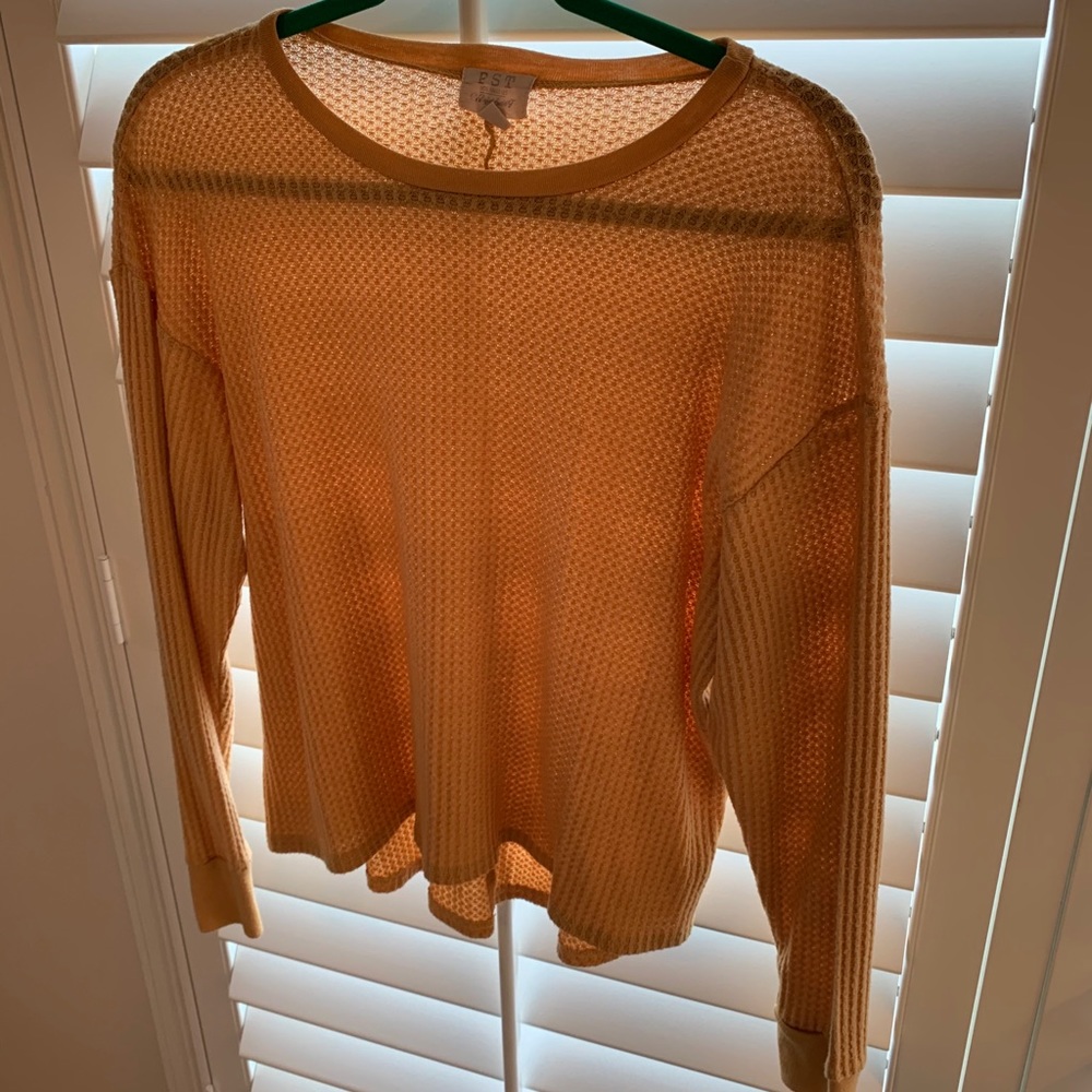 medium yellow blouse/shirt